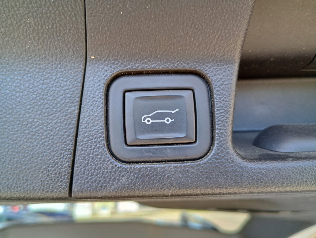 Used 2023 GMC Acadia AT4 w/ Preferred Package AWD/4WD image 35