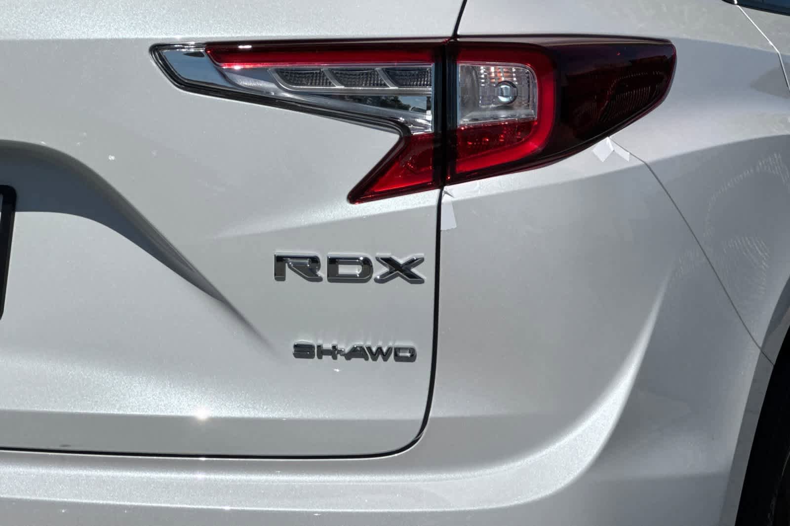 New 2026 Acura RDX SH-AWD image 6