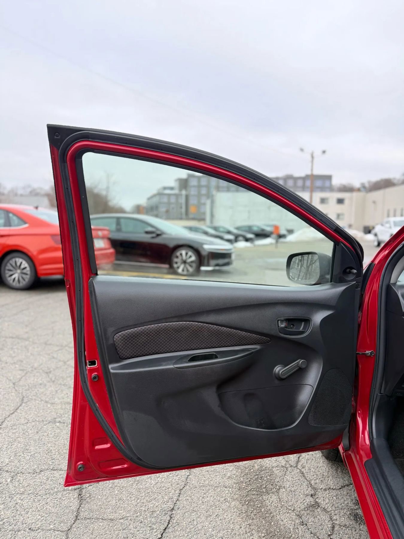 Used 2008 Toyota Yaris S image 16