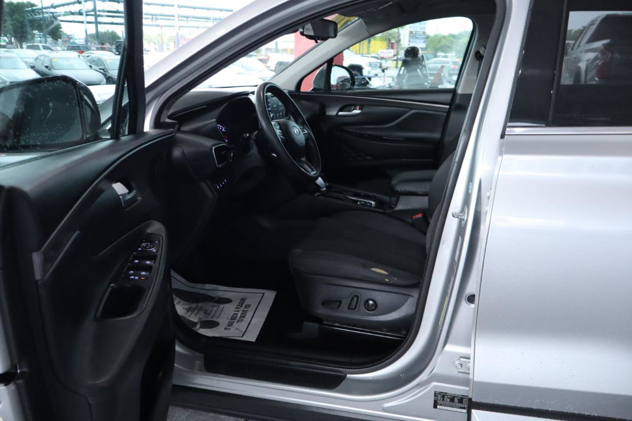 Used 2020 Hyundai Santa Fe SEL image 14