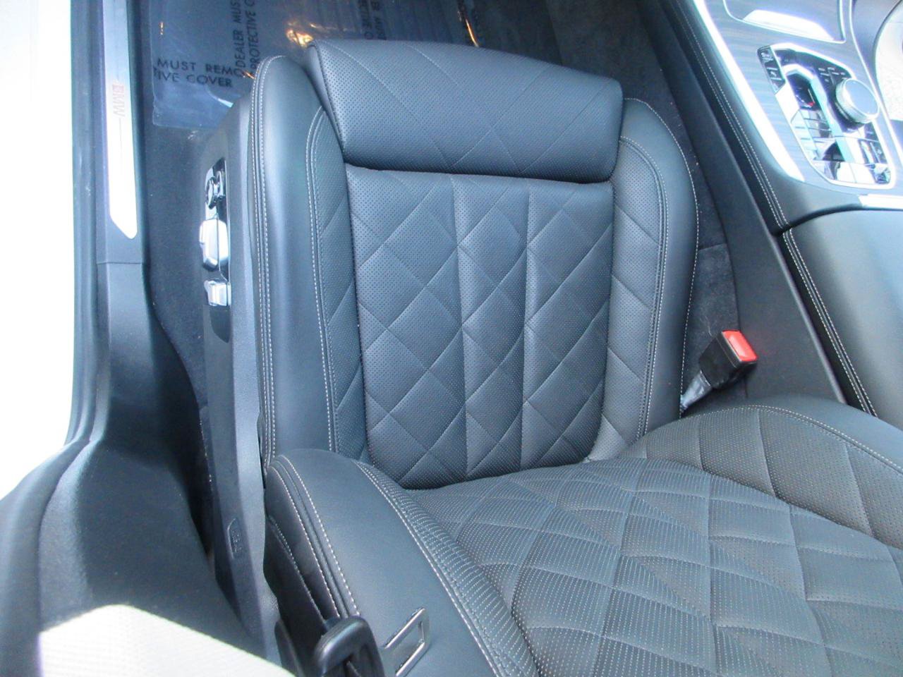 Used 2025 BMW X7 xDrive40i w/ Premium Package AWD/4WD image 15