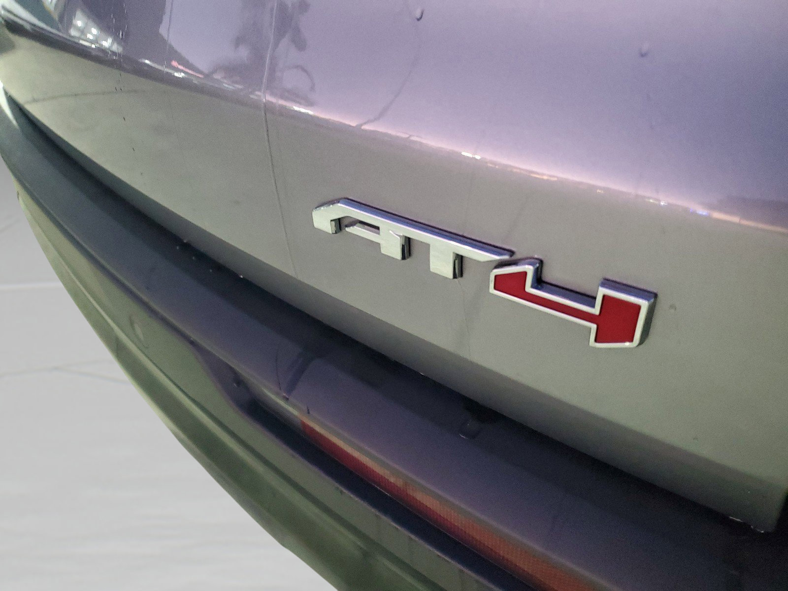 Used 2025 GMC Acadia AT4 image 6