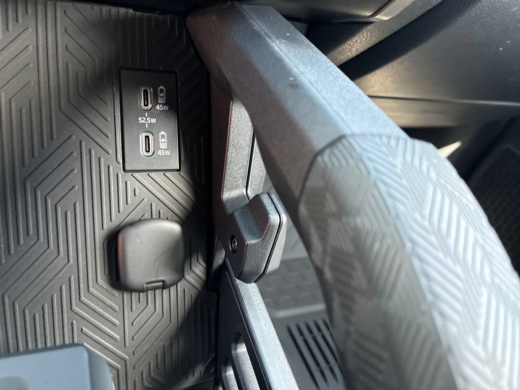 New 2026 Toyota 4Runner SR5 AWD/4WD image 31