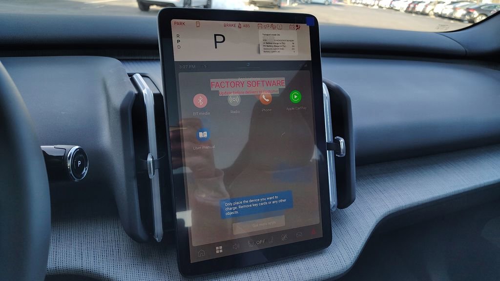 New 2026 Volvo EX30 Plus w/ Climate Package image 15