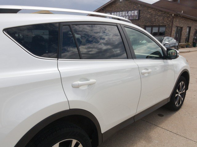 Used 2015 Toyota RAV4 Limited AWD/4WD image 9