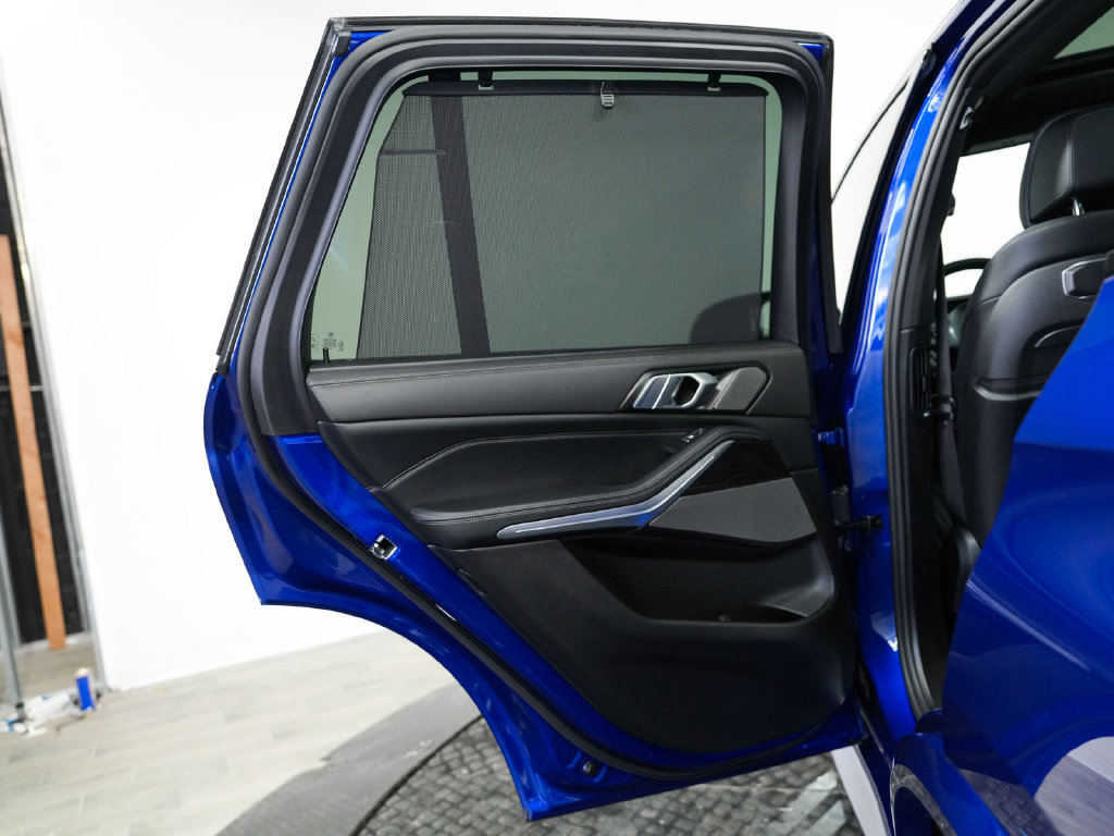 Used 2025 BMW X5 M60i AWD/4WD image 14