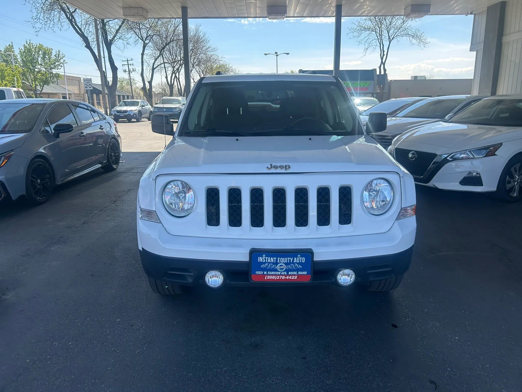 Used 2017 Jeep Patriot Latitude image 2