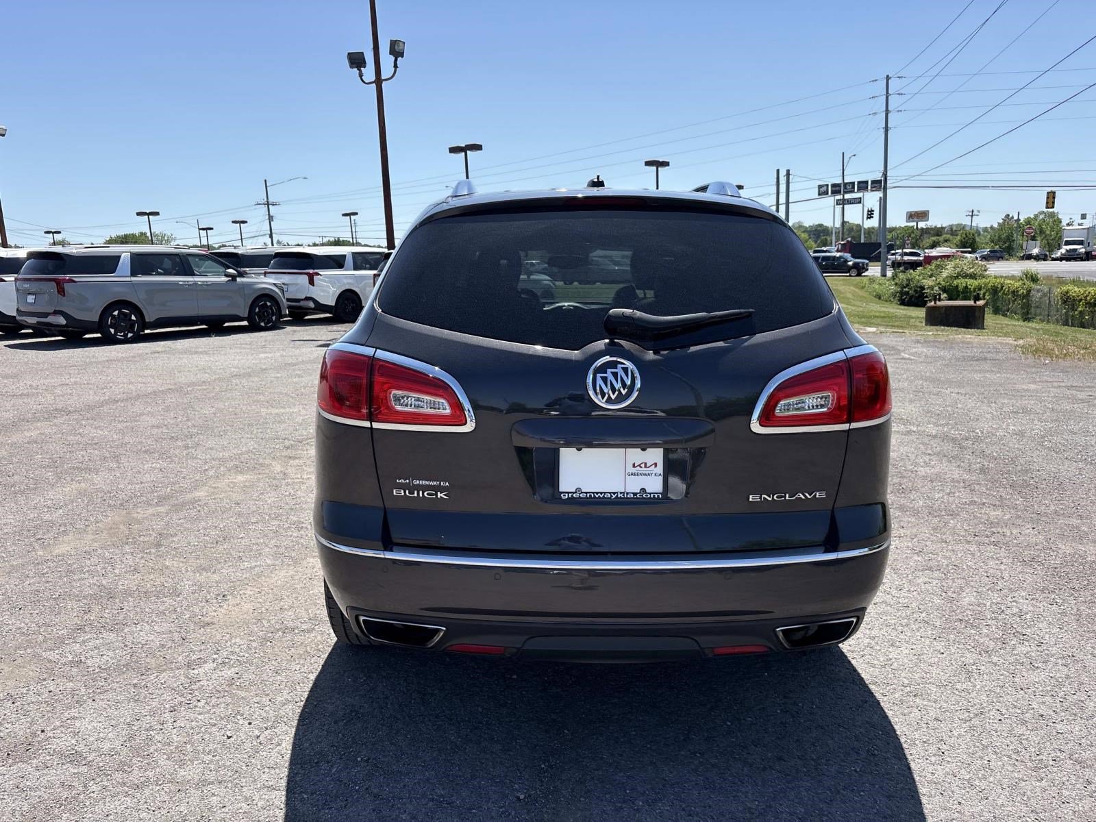 Used 2017 Buick Enclave Leather image 6