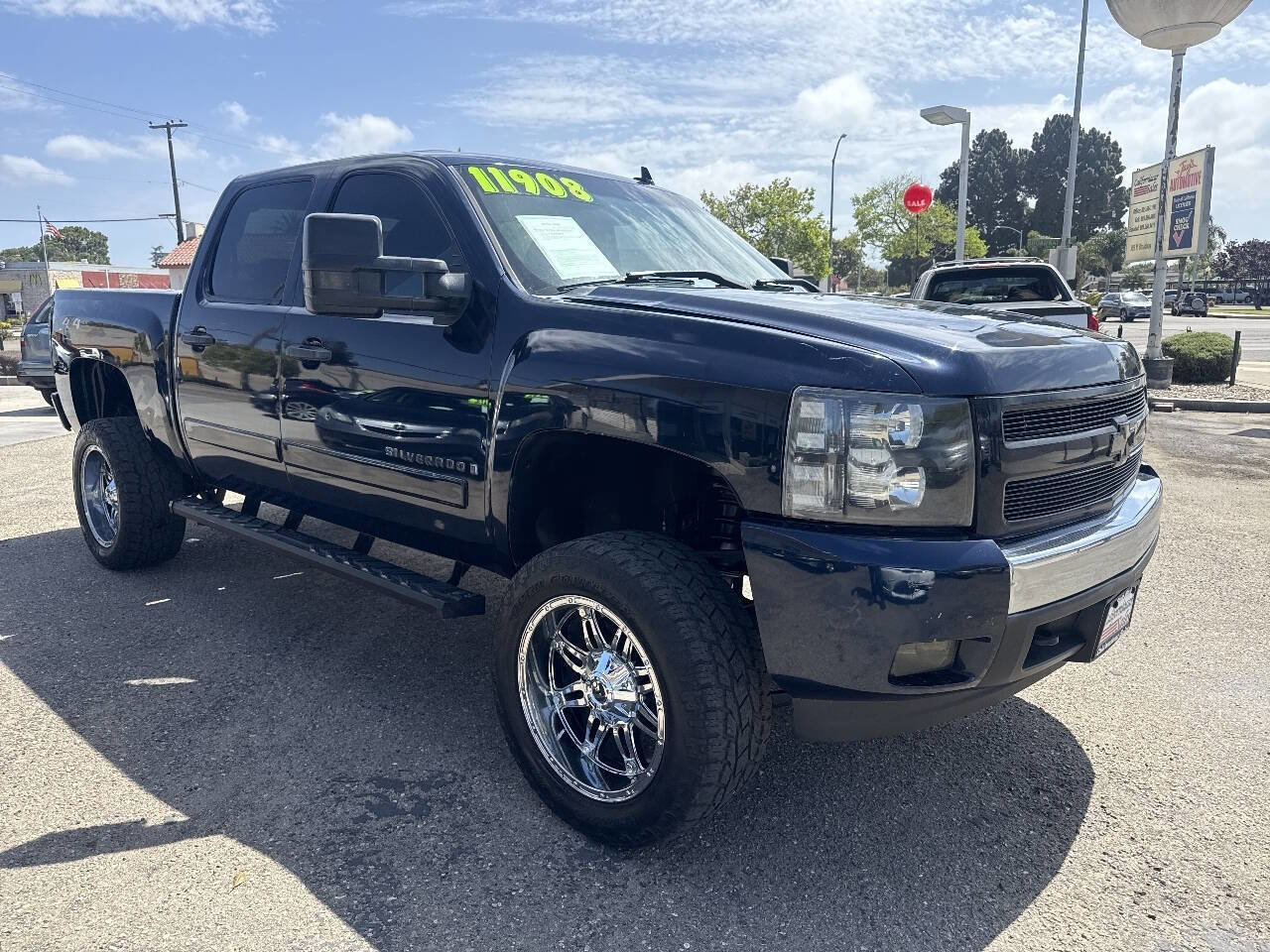 Used 2008 Chevrolet Silverado 1500 LT w/ Power Pack Plus AWD/4WD image 12