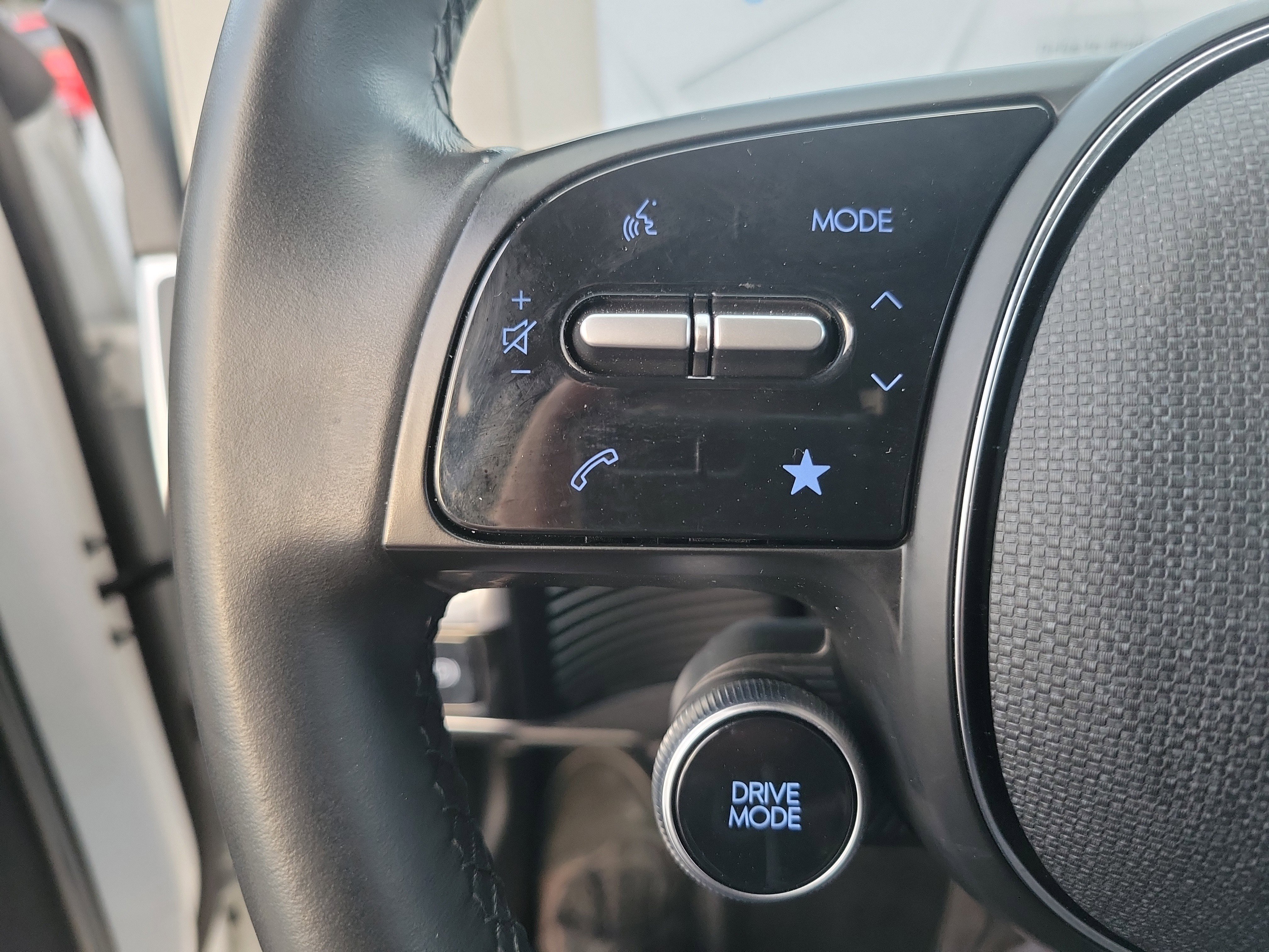 Used 2024 Hyundai Ioniq 5 SE image 7