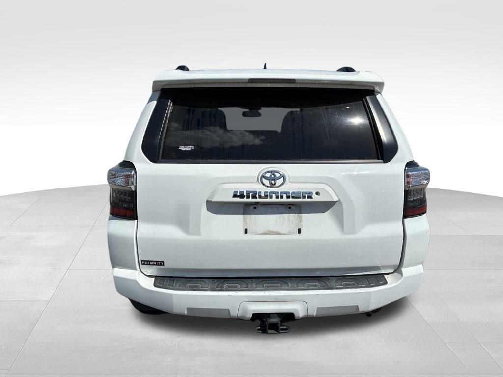 Used 2019 Toyota 4Runner SR5 Premium image 4