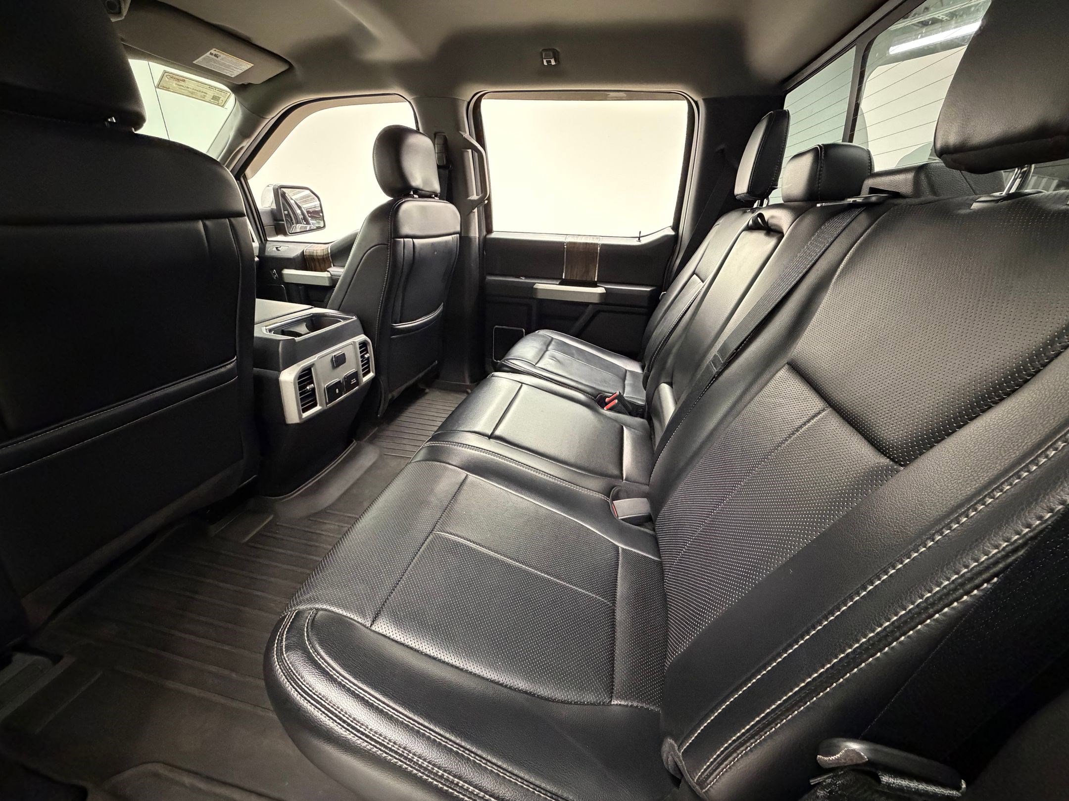 Used 2018 Ford F150 Lariat image 21