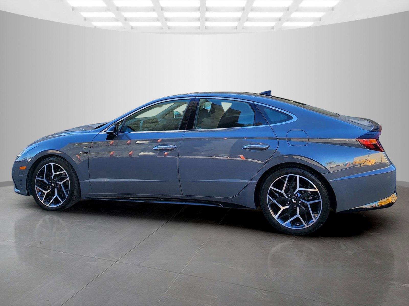 Certified 2022 Hyundai Sonata N Line image 4