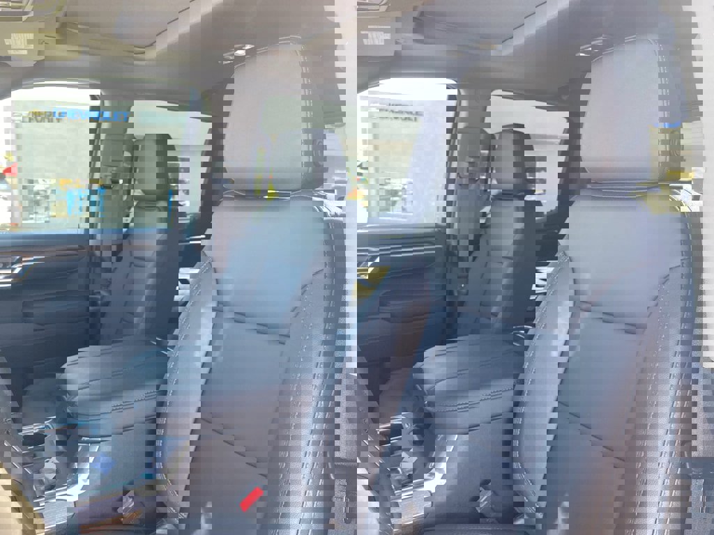 New 2025 Chevrolet Silverado 1500 RST w/ Dark Appearance Package image 25