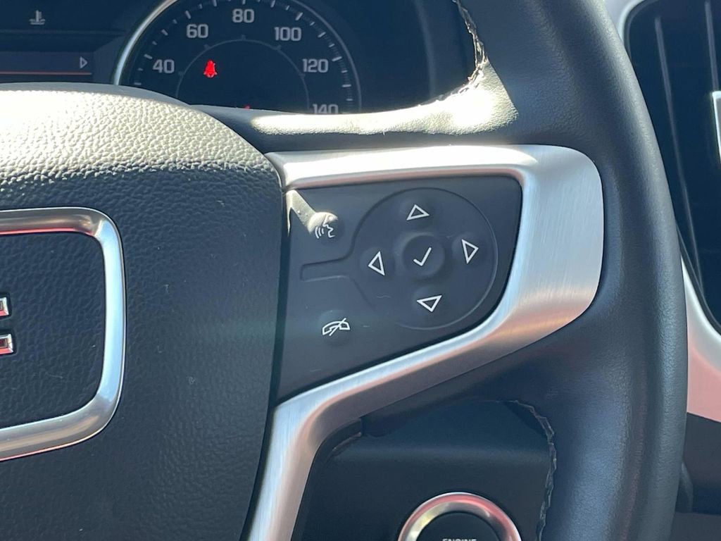 Used 2023 GMC Terrain SLT w/ Tech Package image 28