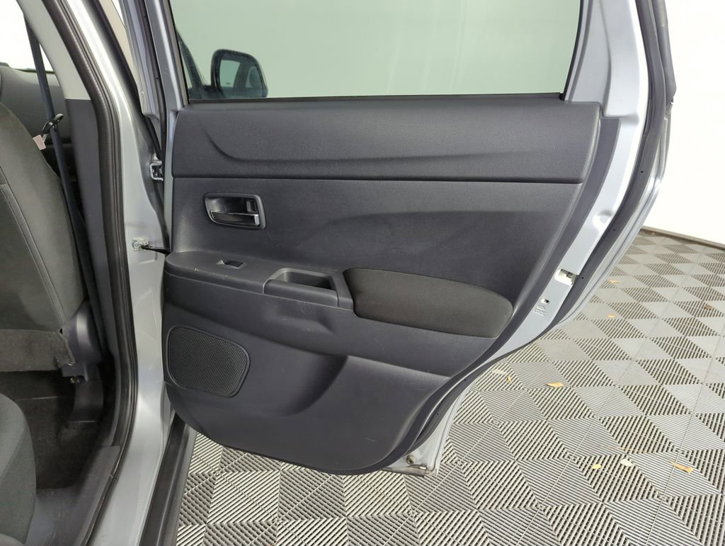 Used 2024 Mitsubishi Outlander Sport ES image 30