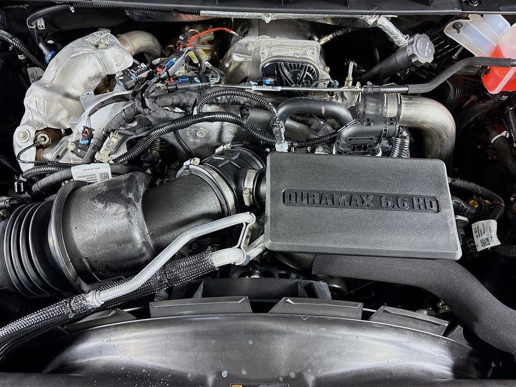 Used 2025 GMC Sierra 2500 AT4X image 36