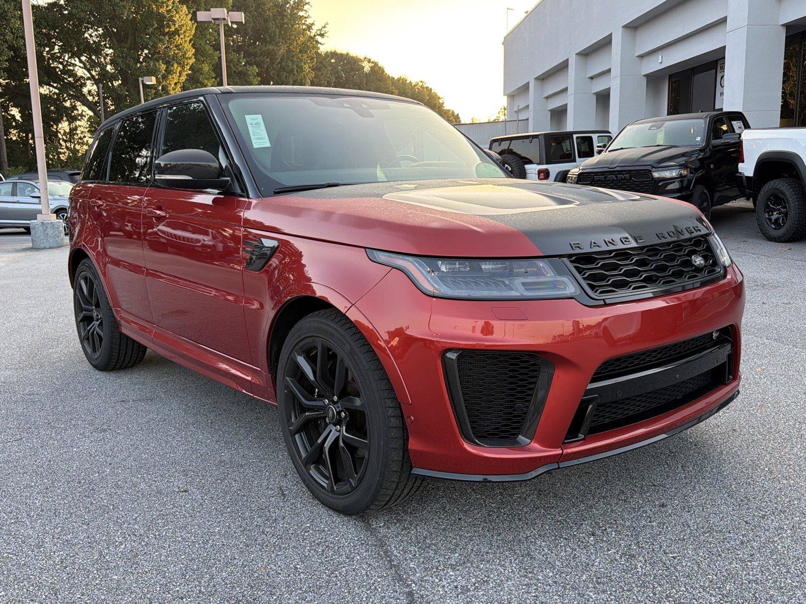 Used 2022 Land Rover Range Rover Sport SVR Carbon Edition AWD/4WD image 4
