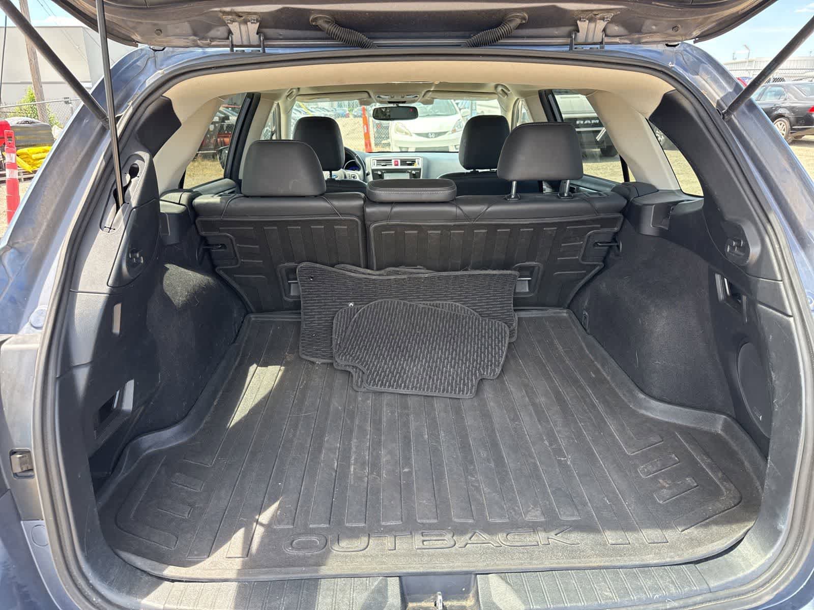 Used 2015 Subaru Outback 3.6R Limited AWD/4WD image 14