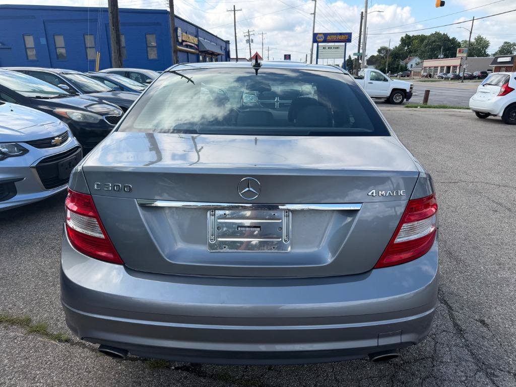 Used 2008 Mercedes-Benz C 300 4MATIC Sedan image 9