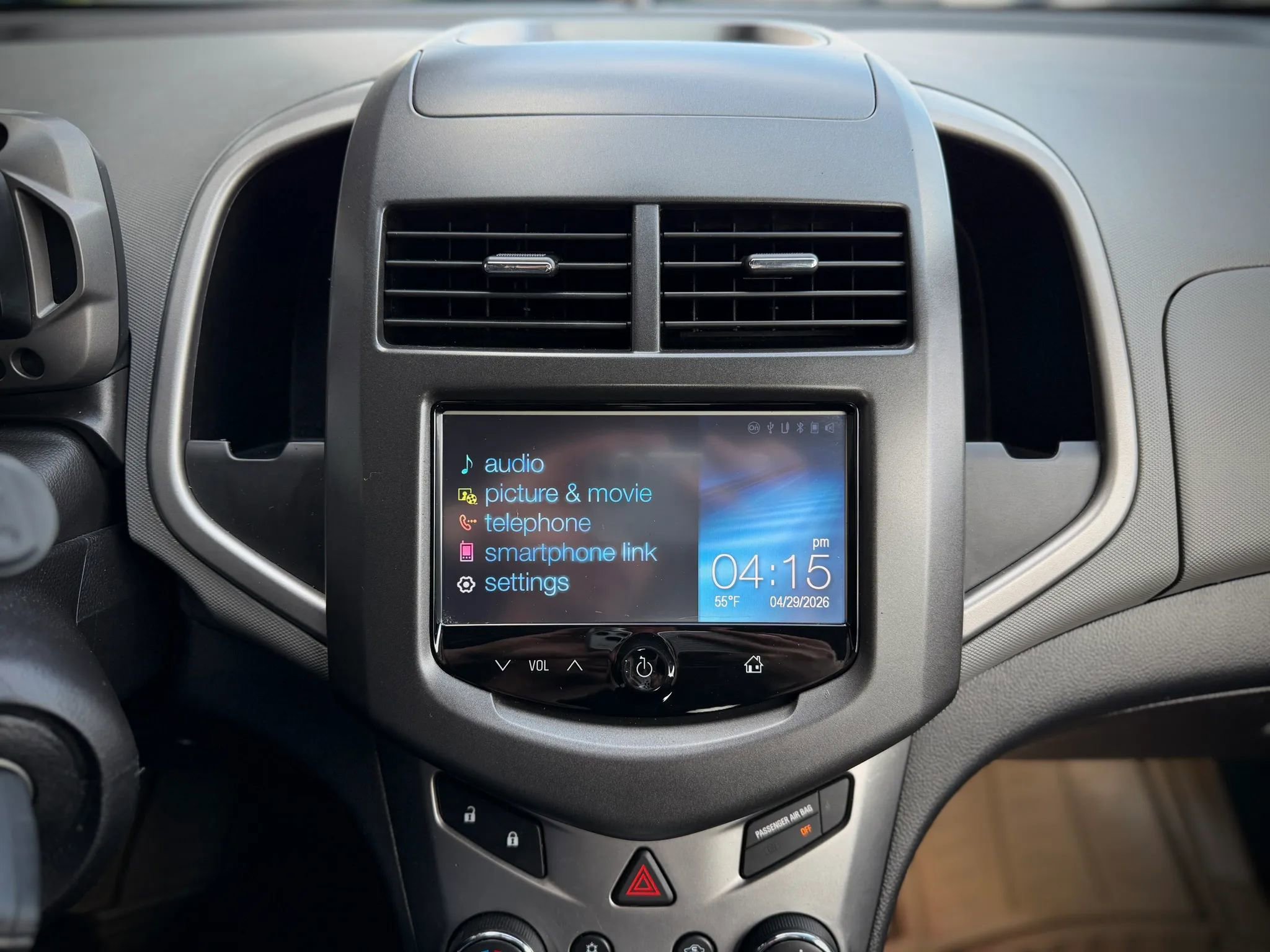 Used 2014 Chevrolet Sonic LT FWD image 10