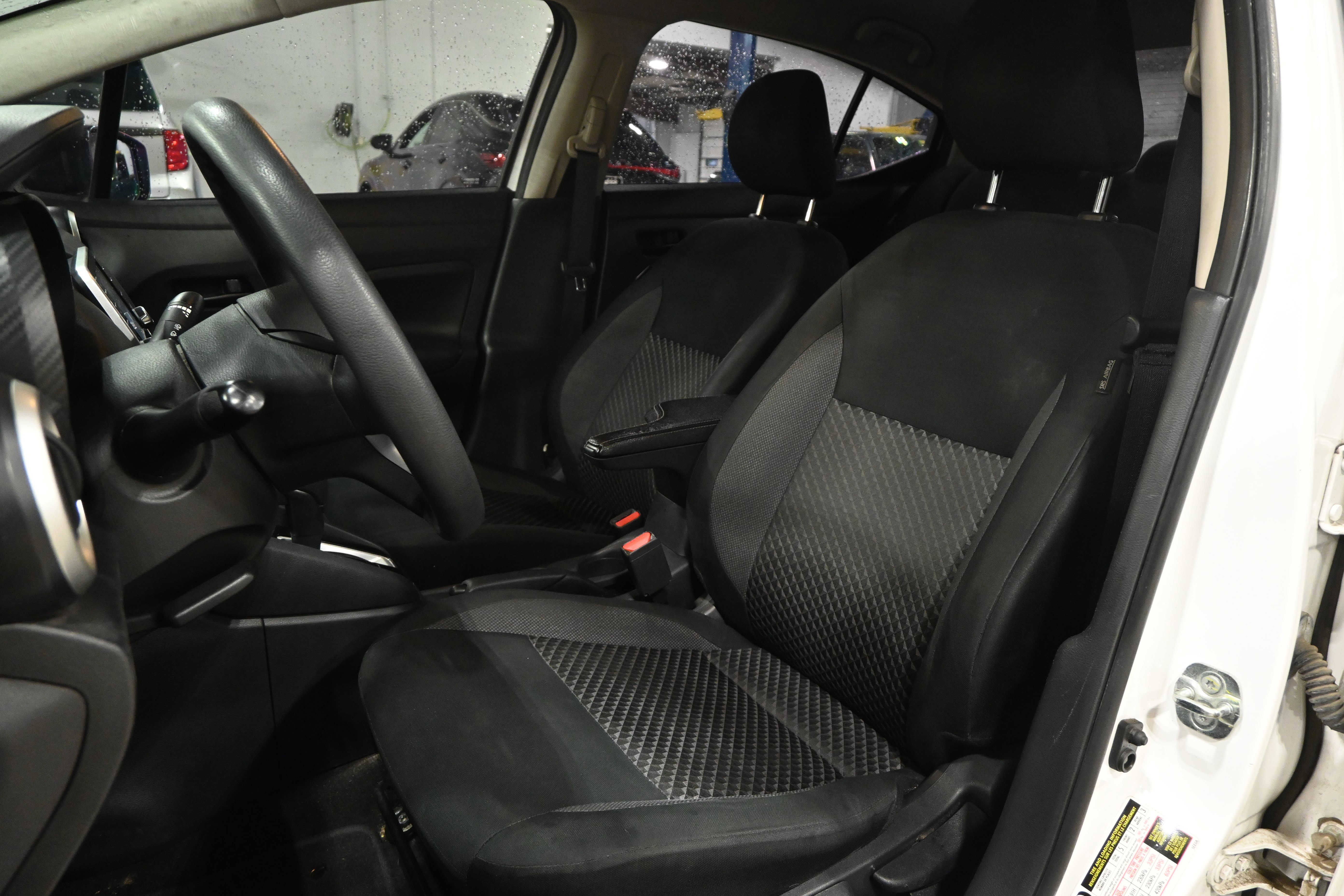 Used 2020 Nissan Versa S FWD image 12