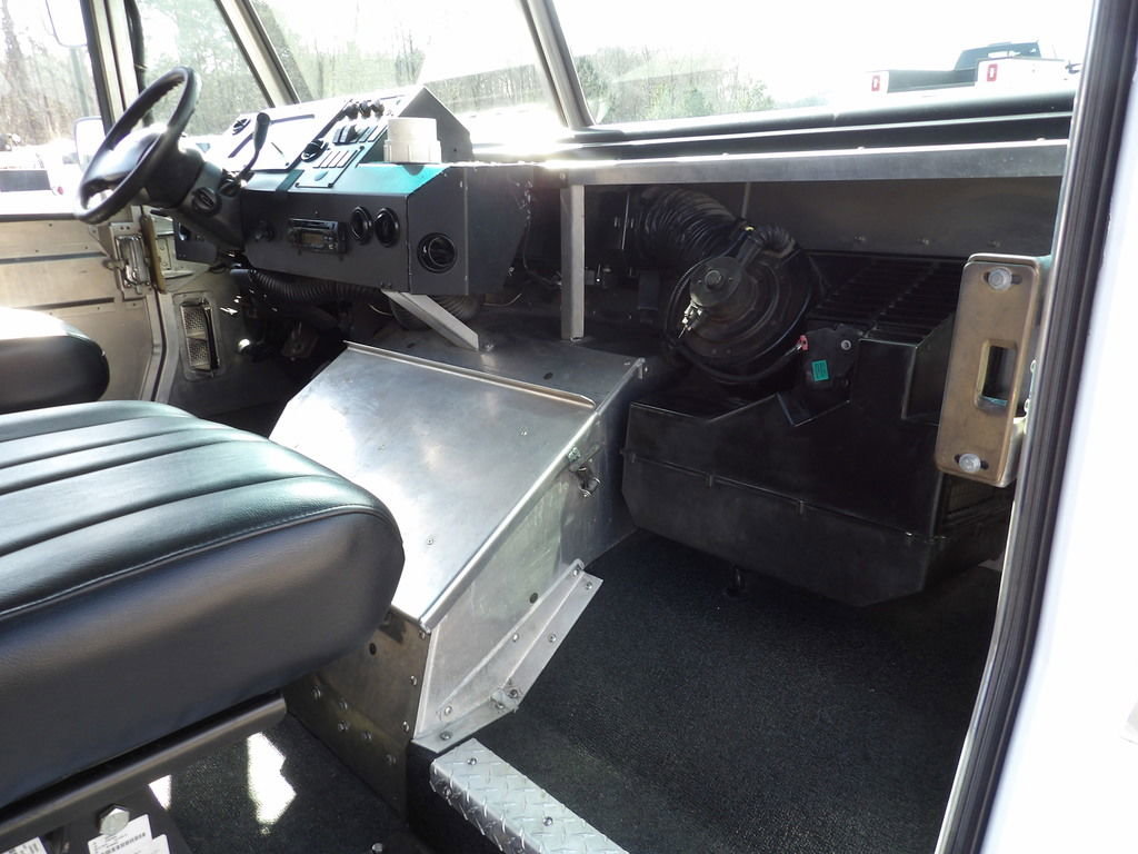Used 2014 Ford E-350 and Econoline 350 Super Duty w/ A/C Prep Package RWD image 22