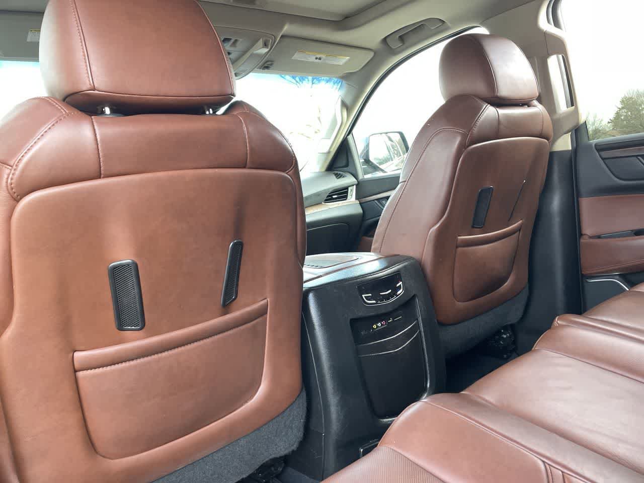 Used 2015 Cadillac Escalade Premium AWD/4WD image 21