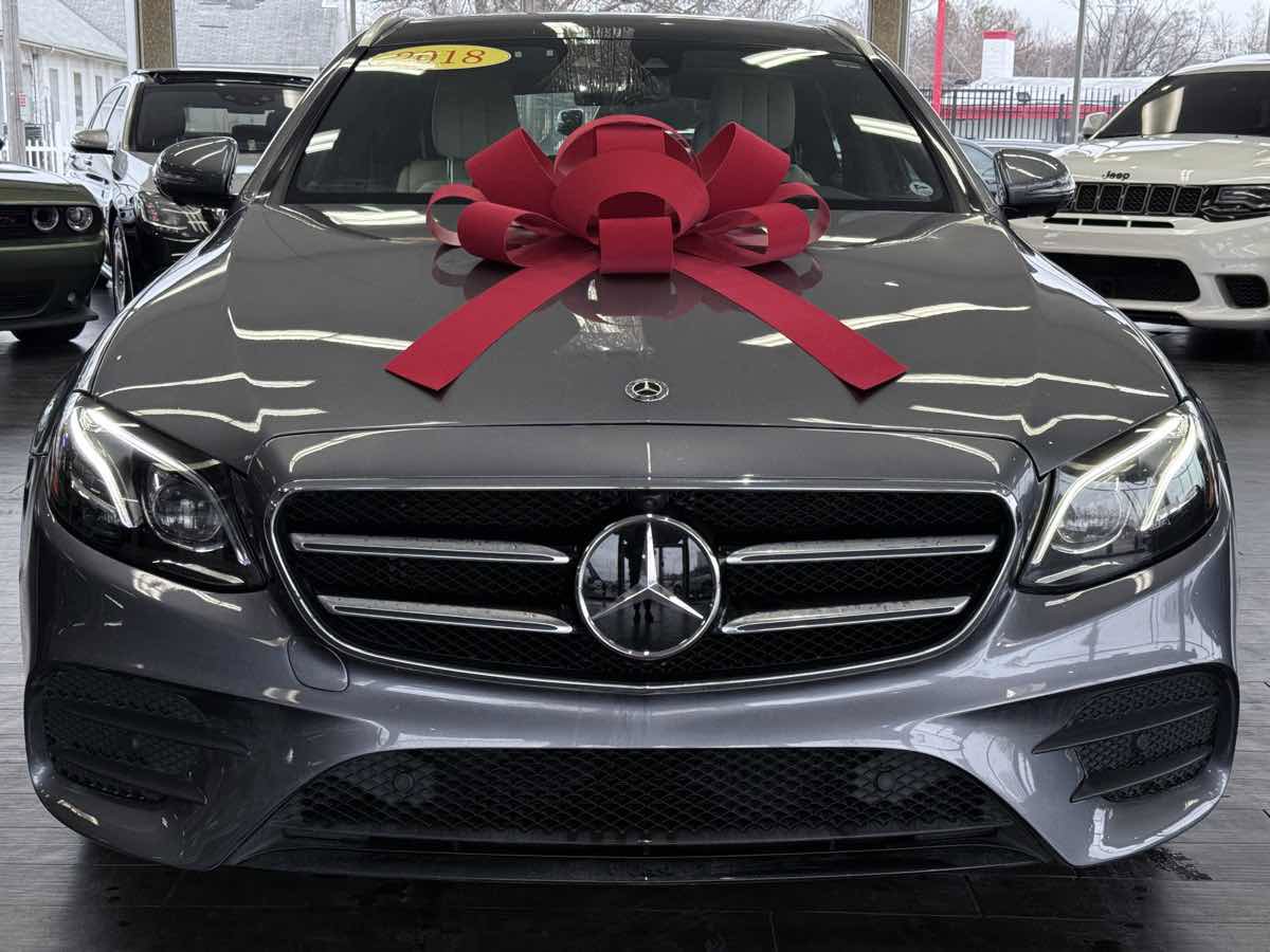 Used 2018 Mercedes-Benz E 400 4MATIC Wagon image 4