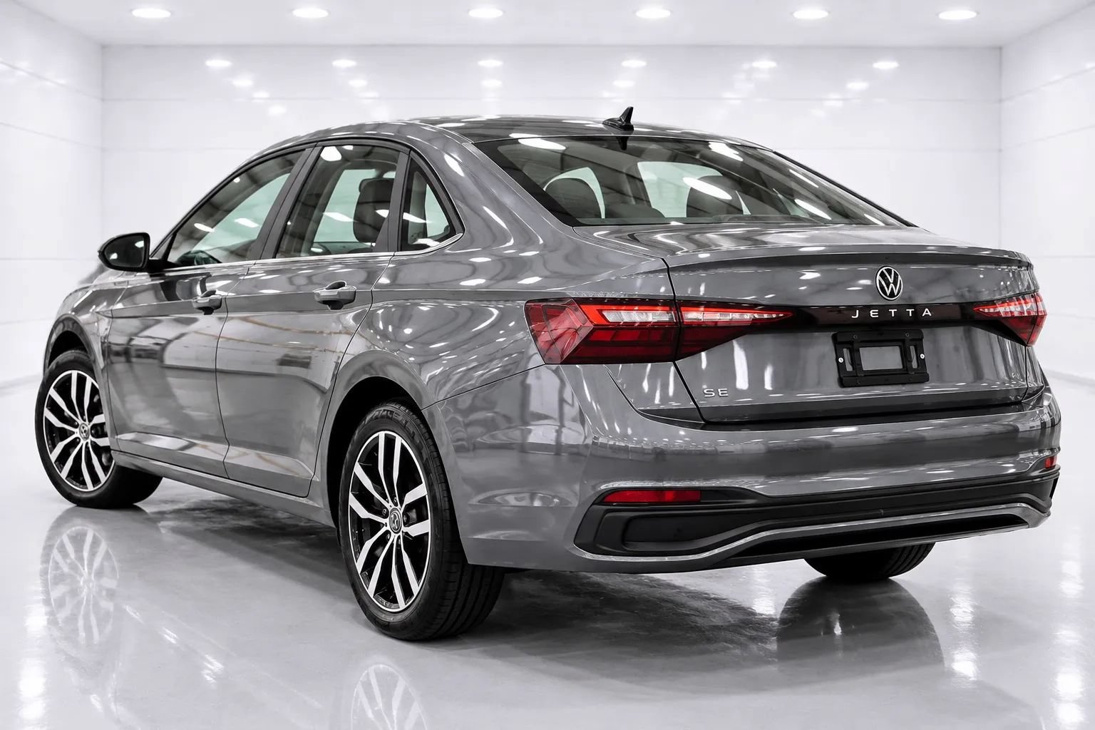 Used 2025 Volkswagen Jetta SE FWD image 3