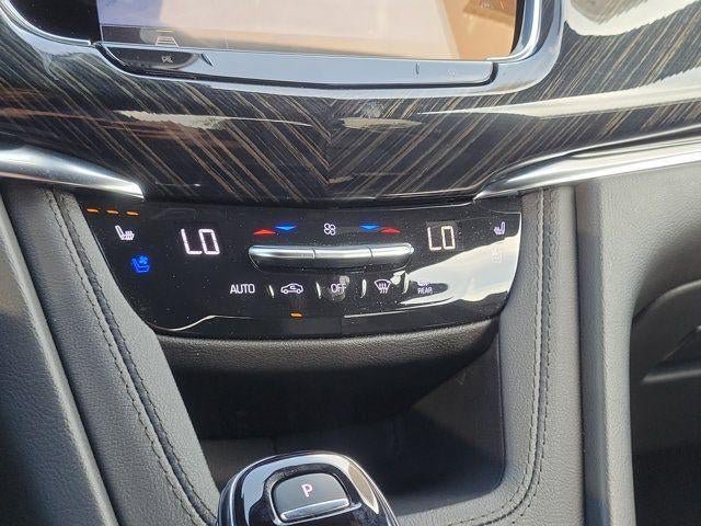 Certified 2023 Cadillac XT6 Premium Luxury FWD image 28