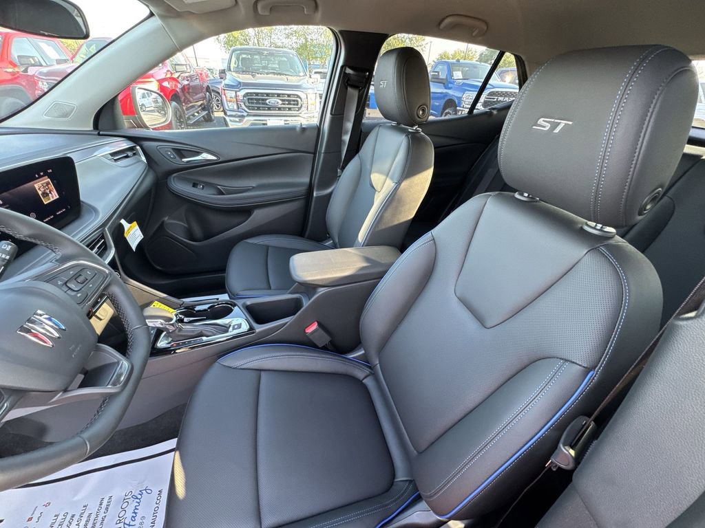 New 2026 Buick Encore GX Sport Touring AWD/4WD image 11