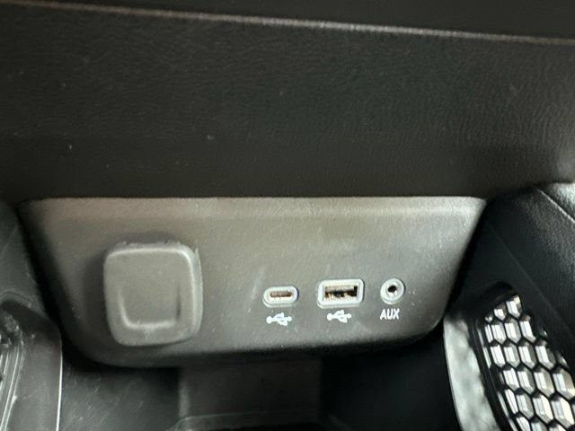 Used 2021 Chevrolet TrailBlazer LT w/ Sun and Liftgate Package AWD/4WD image 37