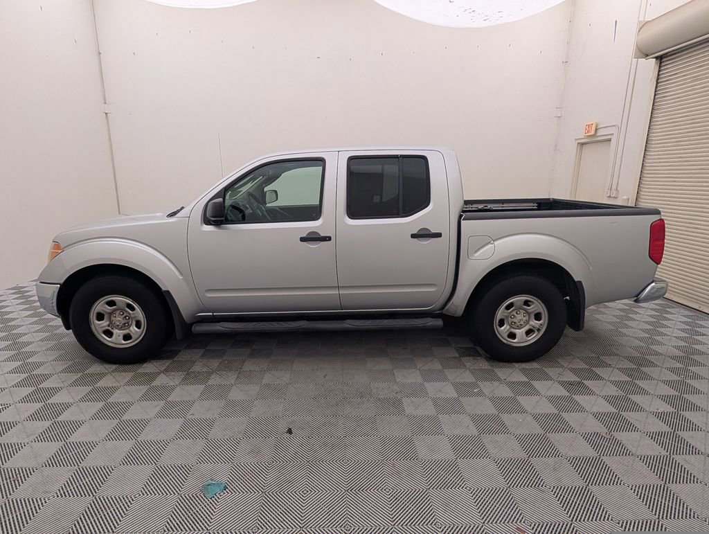 Used 2007 Nissan Frontier SE RWD image 9