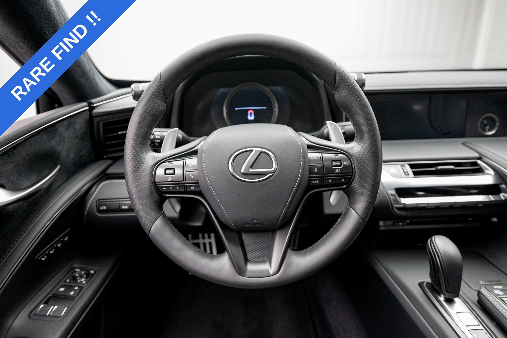 Used 2021 Lexus LC 500 Coupe w/ Touring Package RWD image 11