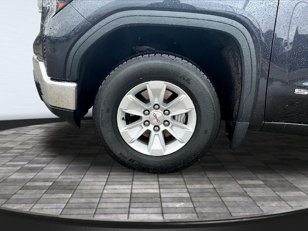 Used 2023 GMC Sierra 1500 SLE AWD/4WD image 37