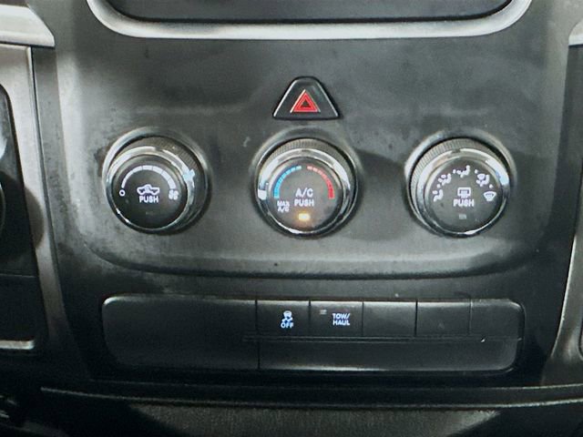 Used 2021 RAM 1500 Classic SLT image 16