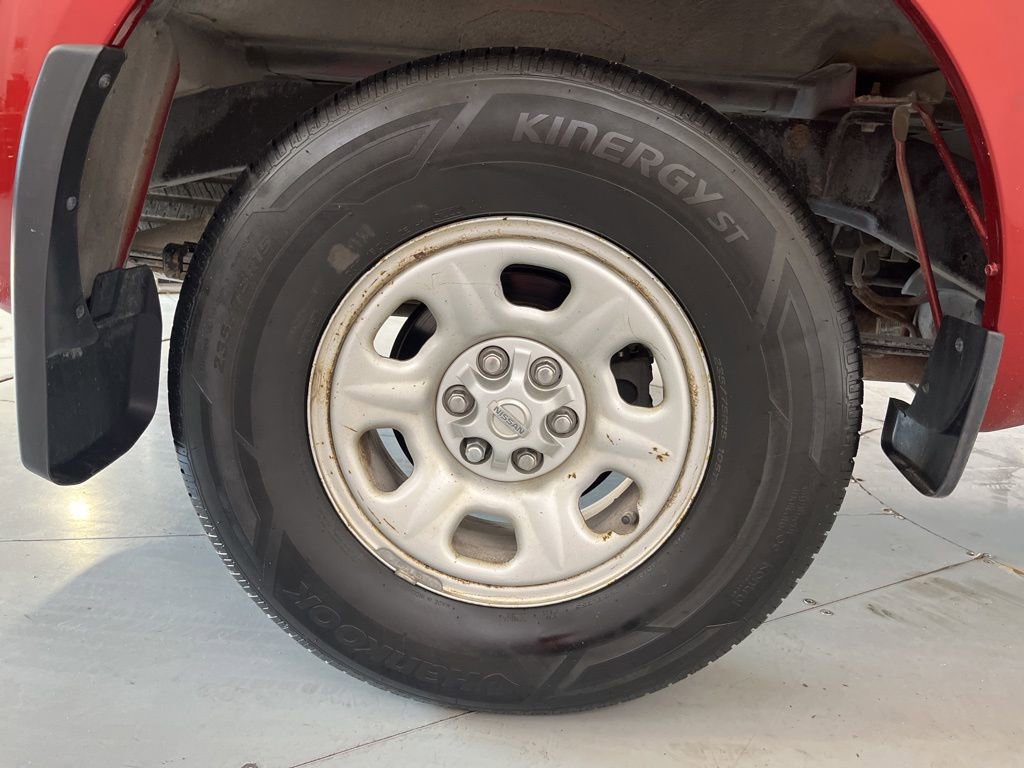 Used 2018 Nissan Frontier SV image 15