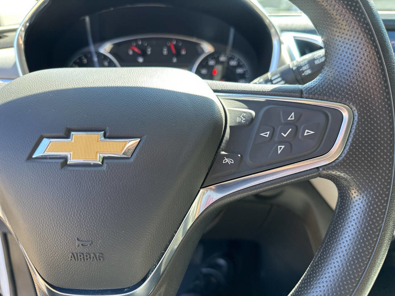Used 2023 Chevrolet Equinox LS w/ LS Convenience Package image 30