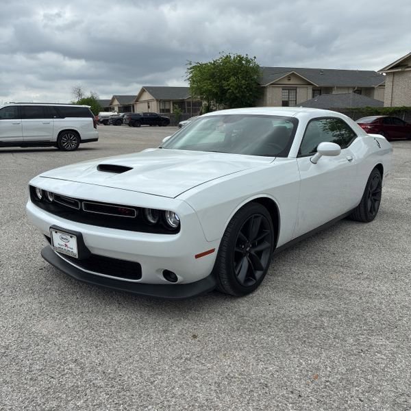 Used 2019 Dodge Challenger R/T w/ Plus Package image 1