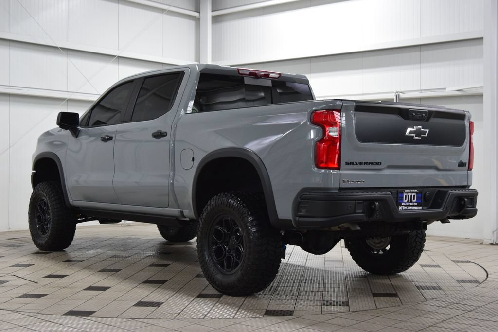 Used 2024 Chevrolet Silverado 1500 ZR2 w/ ZR2 Bison Edition AWD/4WD image 6