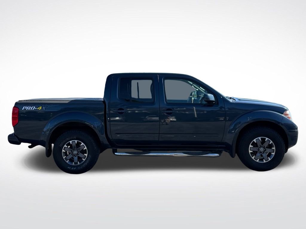 Used 2015 Nissan Frontier PRO-4X image 6