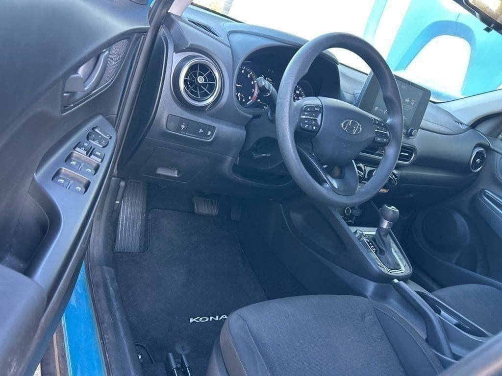 Used 2022 Hyundai Kona SEL image 11