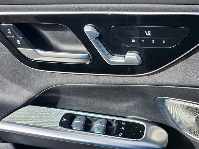 Certified 2023 Mercedes-Benz GLC 300 4MATIC image 11