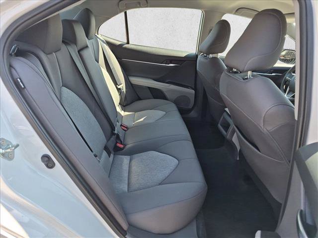 Used 2022 Toyota Camry LE FWD image 18