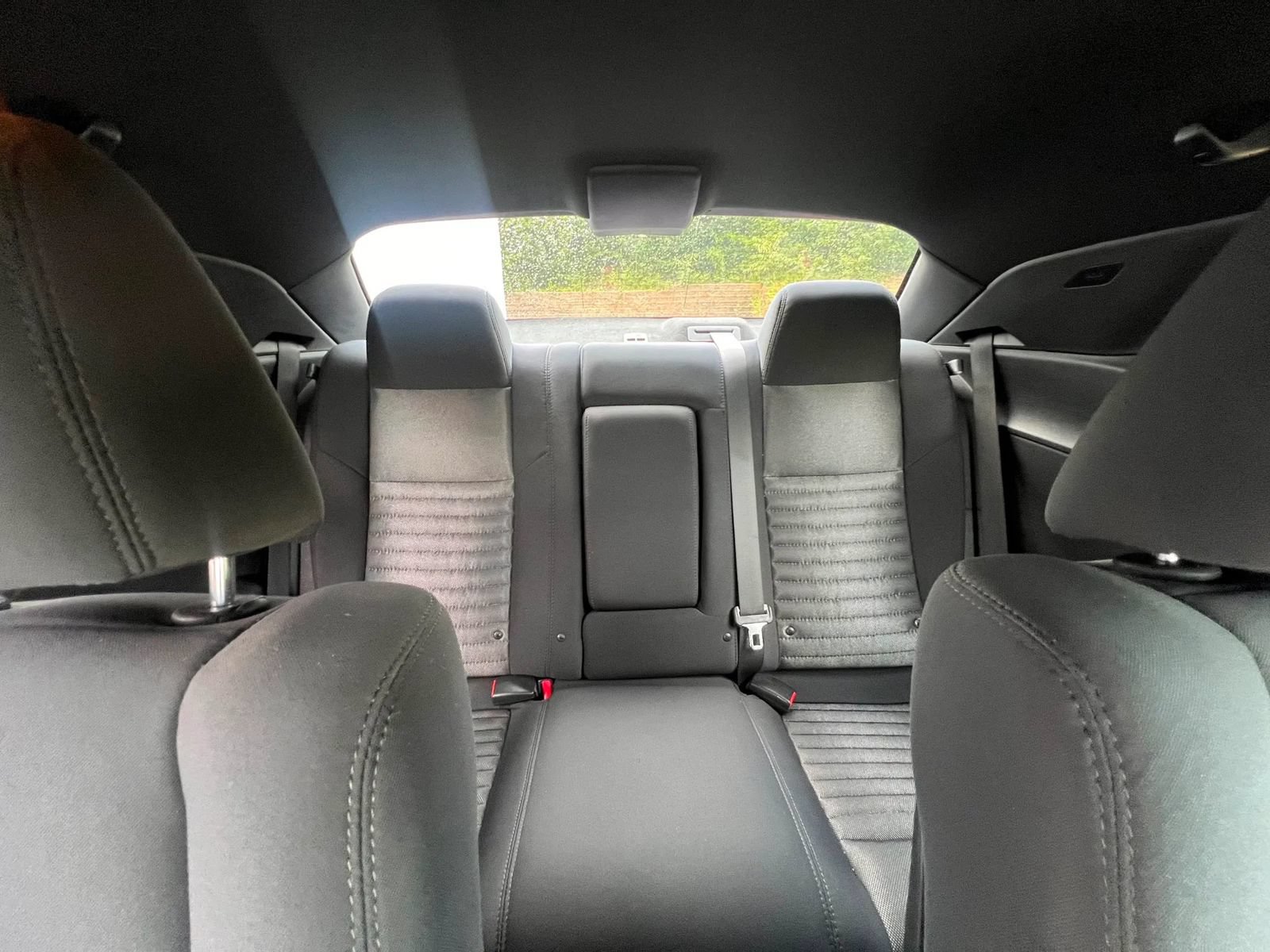 Used 2014 Dodge Challenger SXT RWD image 17
