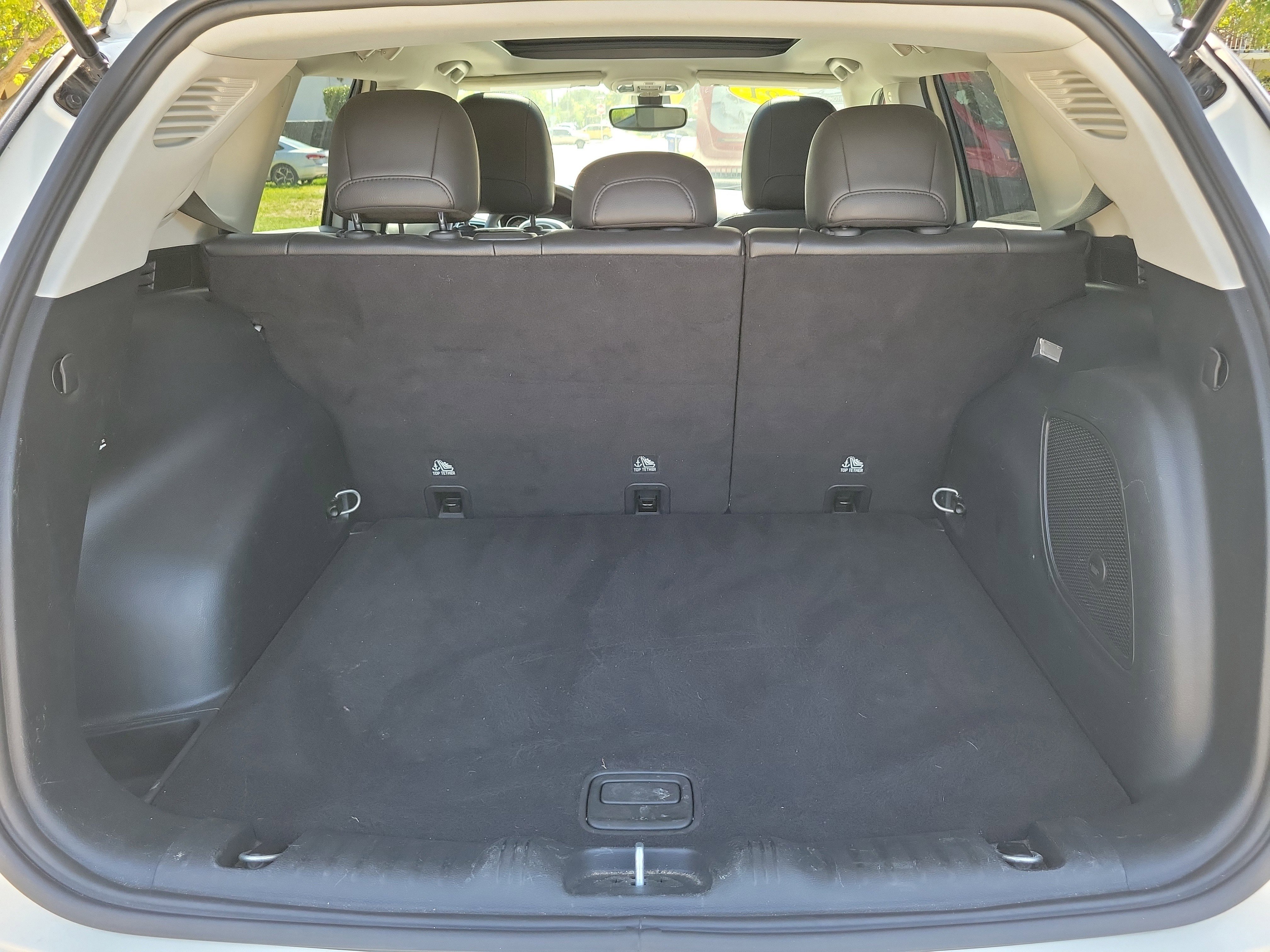 Used 2021 Jeep Compass Latitude w/ Sun and Sound Group image 9