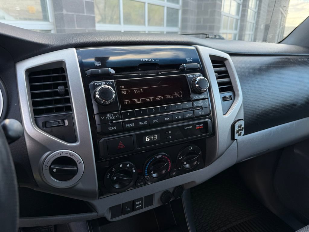 Used 2012 Toyota Tacoma 4x4 Double Cab w/ TRD Off-Road Pkg image 29