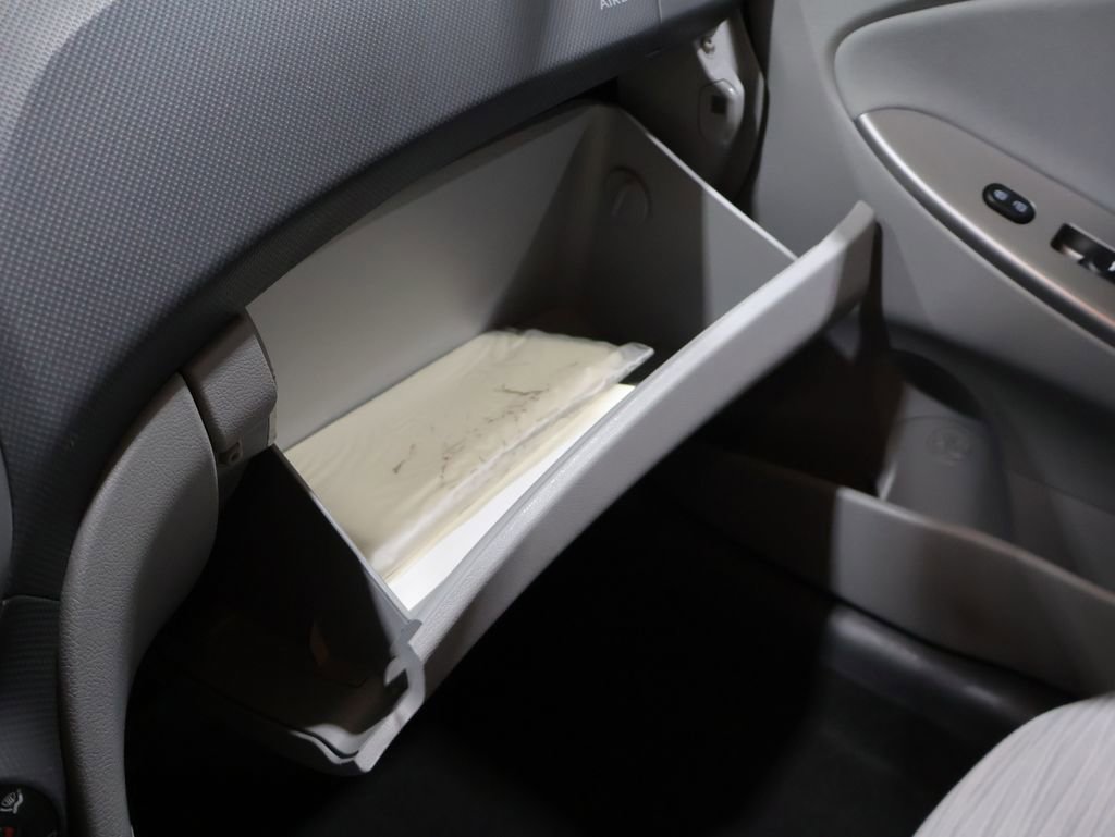 Used 2017 Hyundai Accent SE image 25