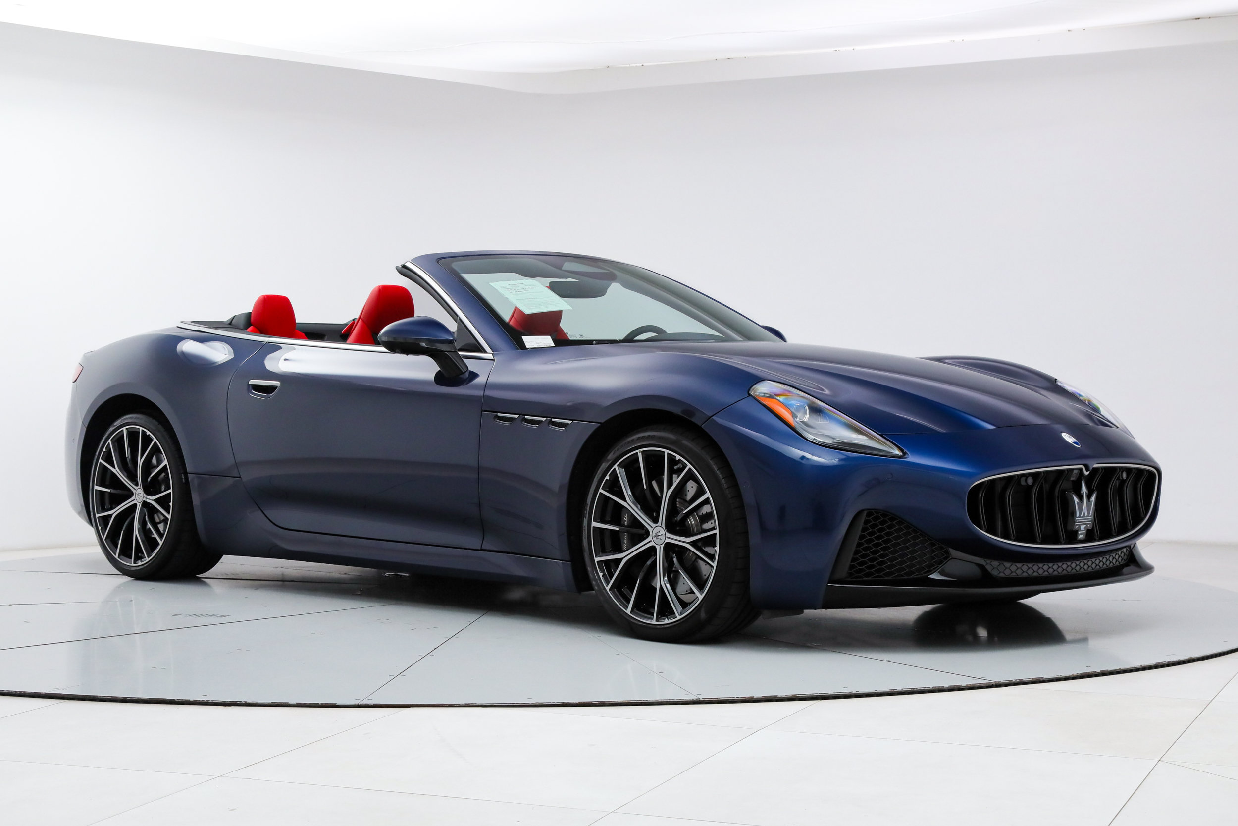 Certified 2026 Maserati GranCabrio Modena AWD/4WD image 11